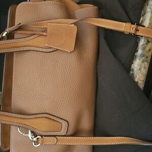 Do not buy. Sold to marcia @fgcxoxo